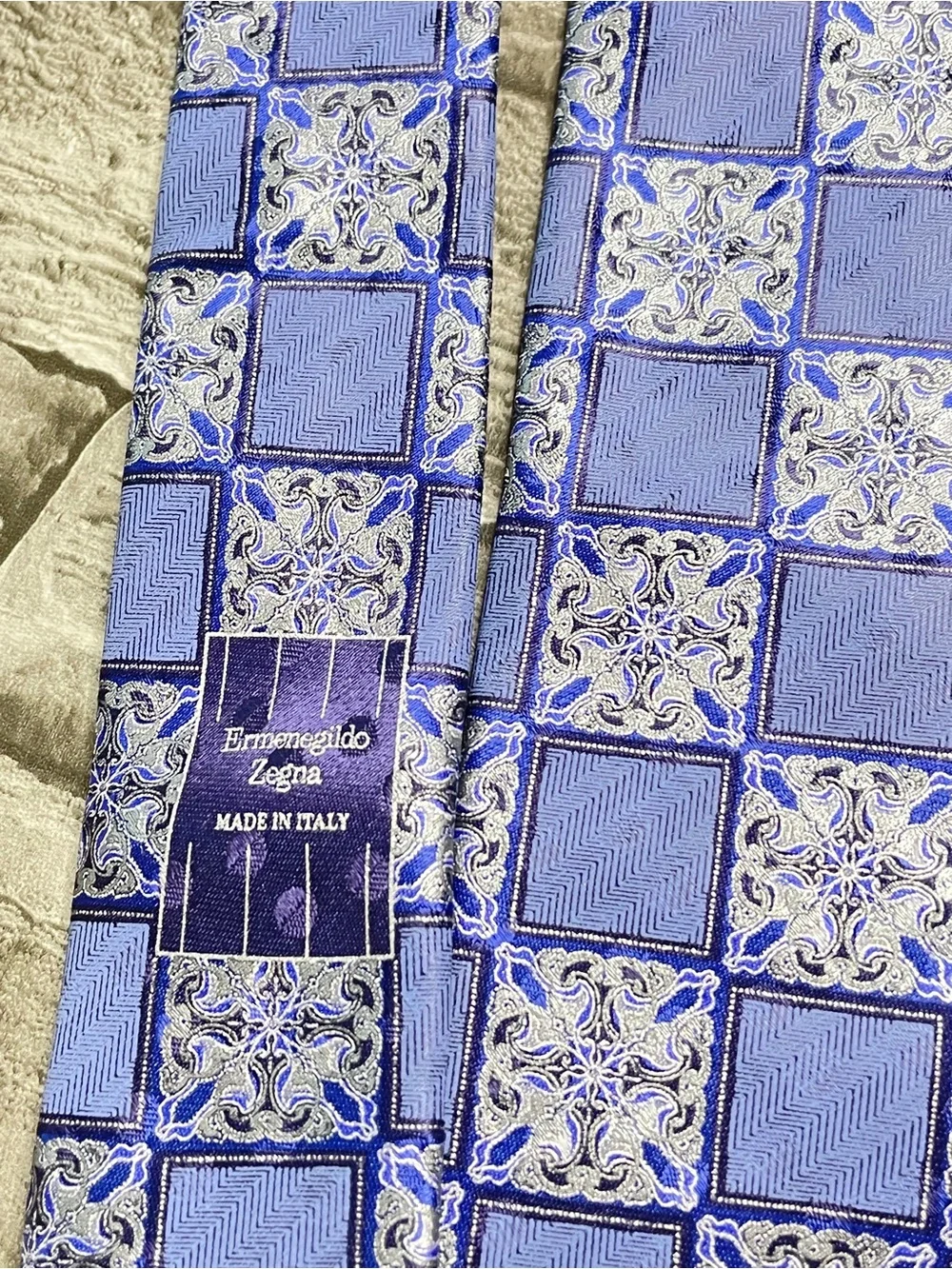 Ermenegildo Zegna Blue and Silver Geometric Silk Tie